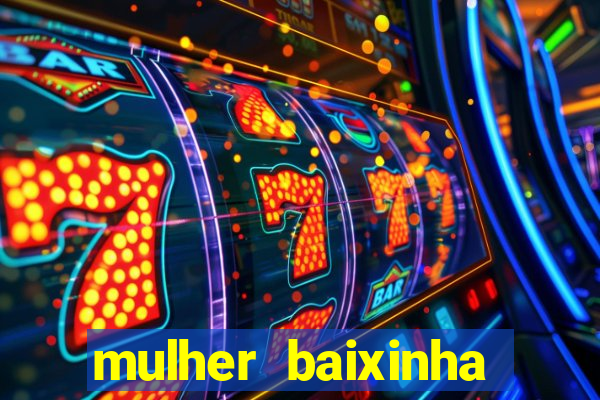 mulher baixinha transando com homens altos