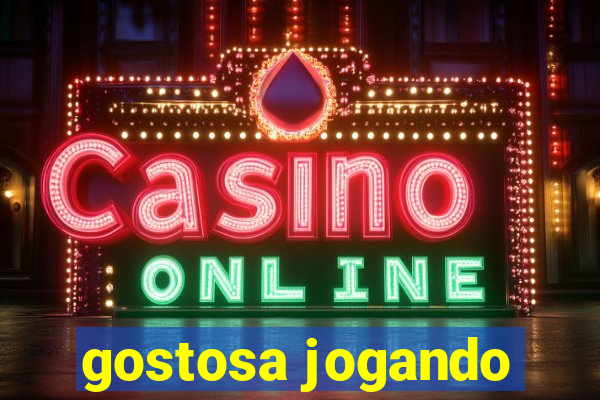 gostosa jogando